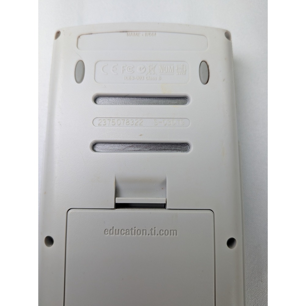 Texas Instruments TI-84 Plus Silver Edition Graphing Calculator‎ - Picture 3 of 4